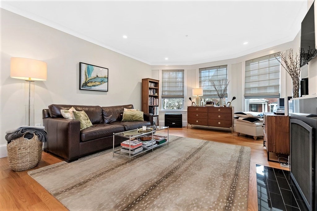 63 Upland Road, Unit 1 Cambridge, MA 02140 - Photo 4 of 31