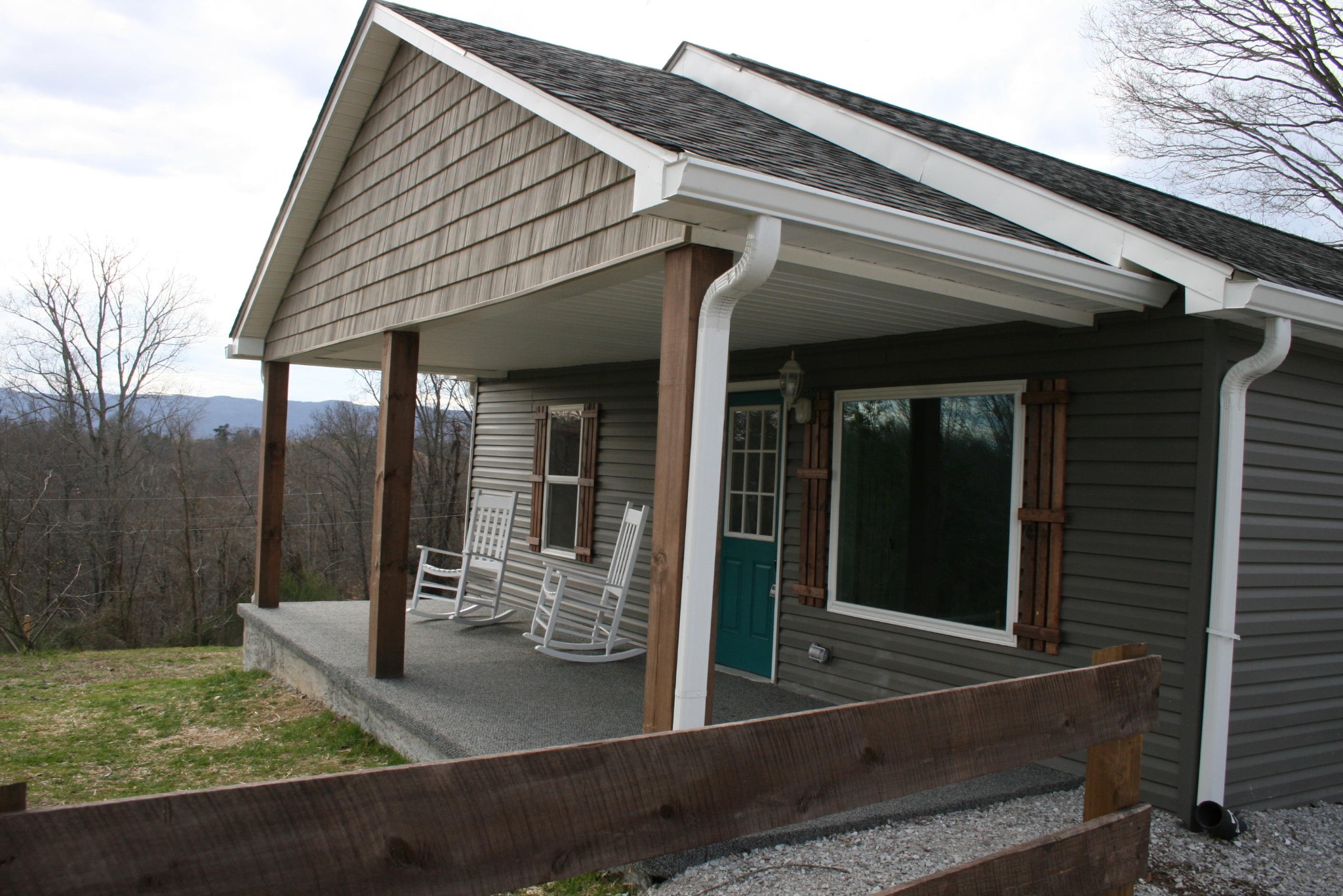 1276 Pinecrest Road Jacksboro, TN 37757 - Photo 2 of 26 Gallery Image 2