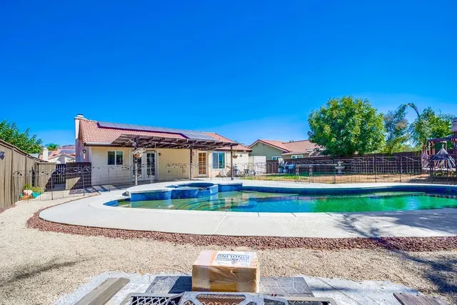 $3,300 | 22895 Temet Street, Wildomar, CA 92595