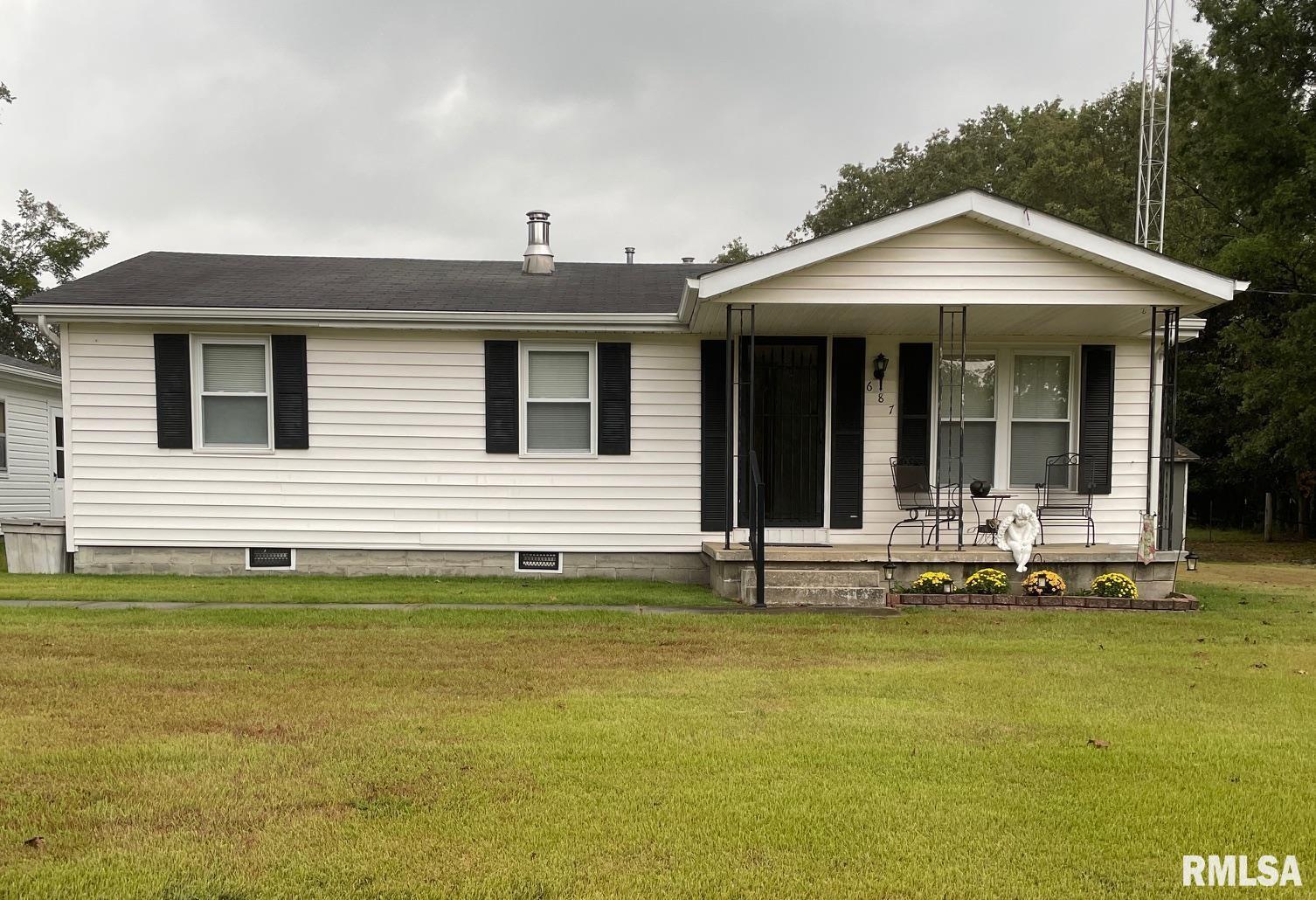 687 5th Street Omaha, IL 62871 - Photo 1 of 10