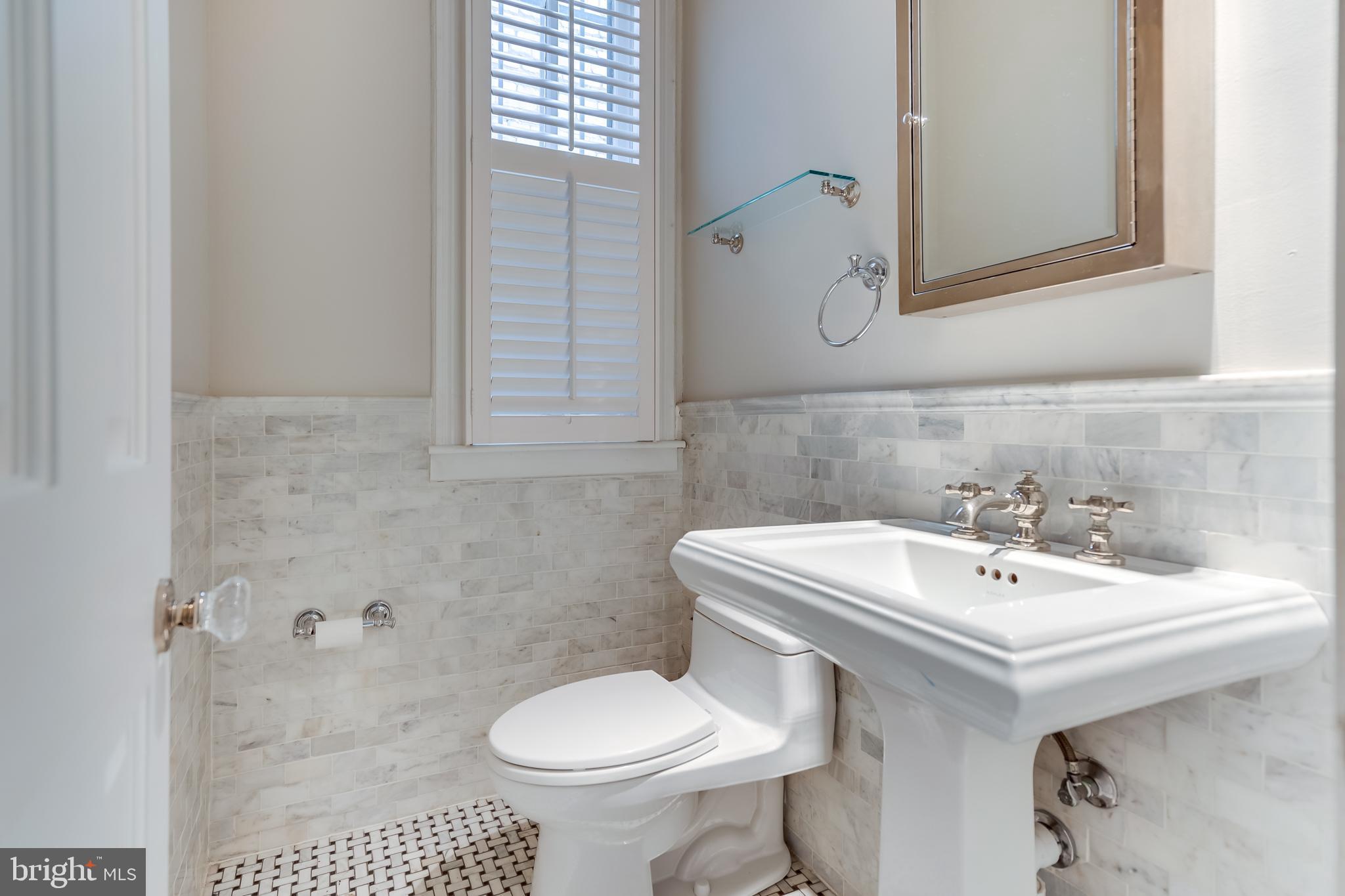 433 10th Street Northeast Washington, DC 20002 - Photo 16 of 33