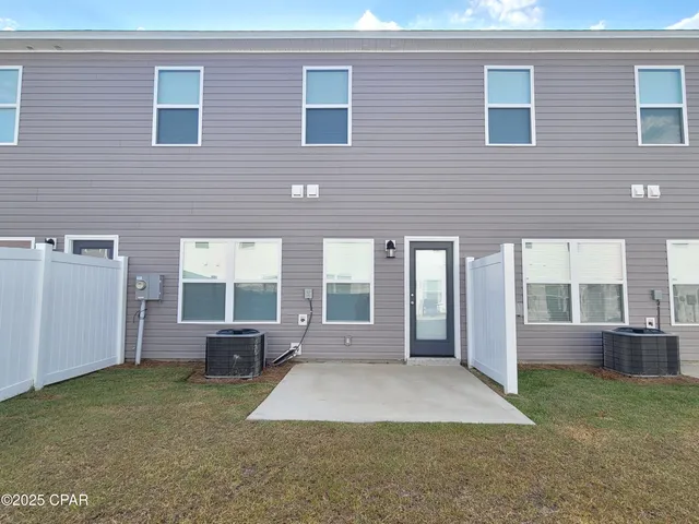 $1,950 | 5893 Tyndall Parkway, Panama City, FL 32404