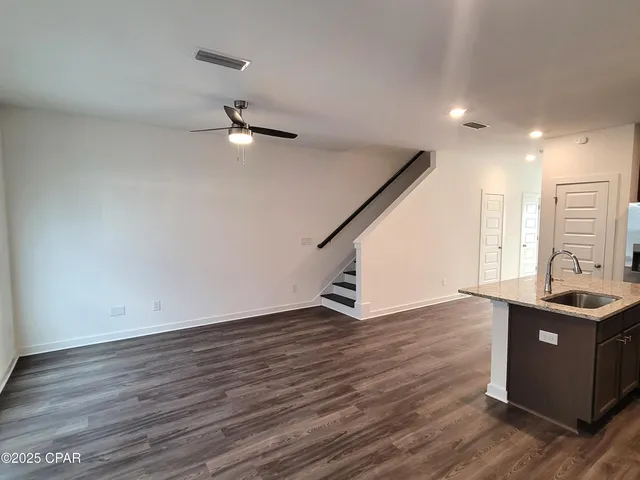 $1,950 | 5893 Tyndall Parkway, Panama City, FL 32404