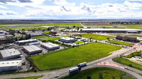 a view of an ocean view