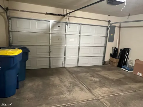 $2,250 | 3522 North Golden Gate Drive, Westfield, IN 46074