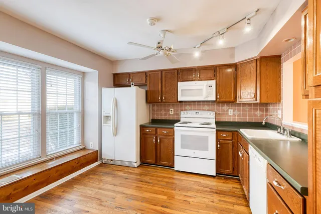 $2,600 | 684 Lions Gate Lane, Odenton, MD 21113