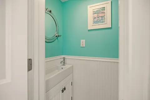 $950,000 | 30 South Baptist Street, Newport, RI 02840