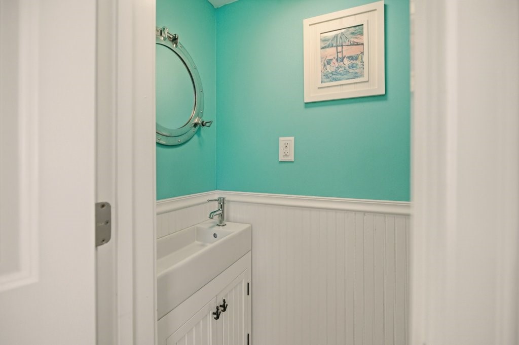 30 South Baptist Street Newport, RI 02840 - Photo 12 of 32 Half Bath First Level