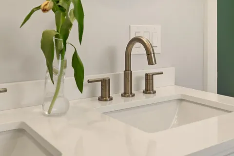 $950,000 | 30 South Baptist Street, Newport, RI 02840