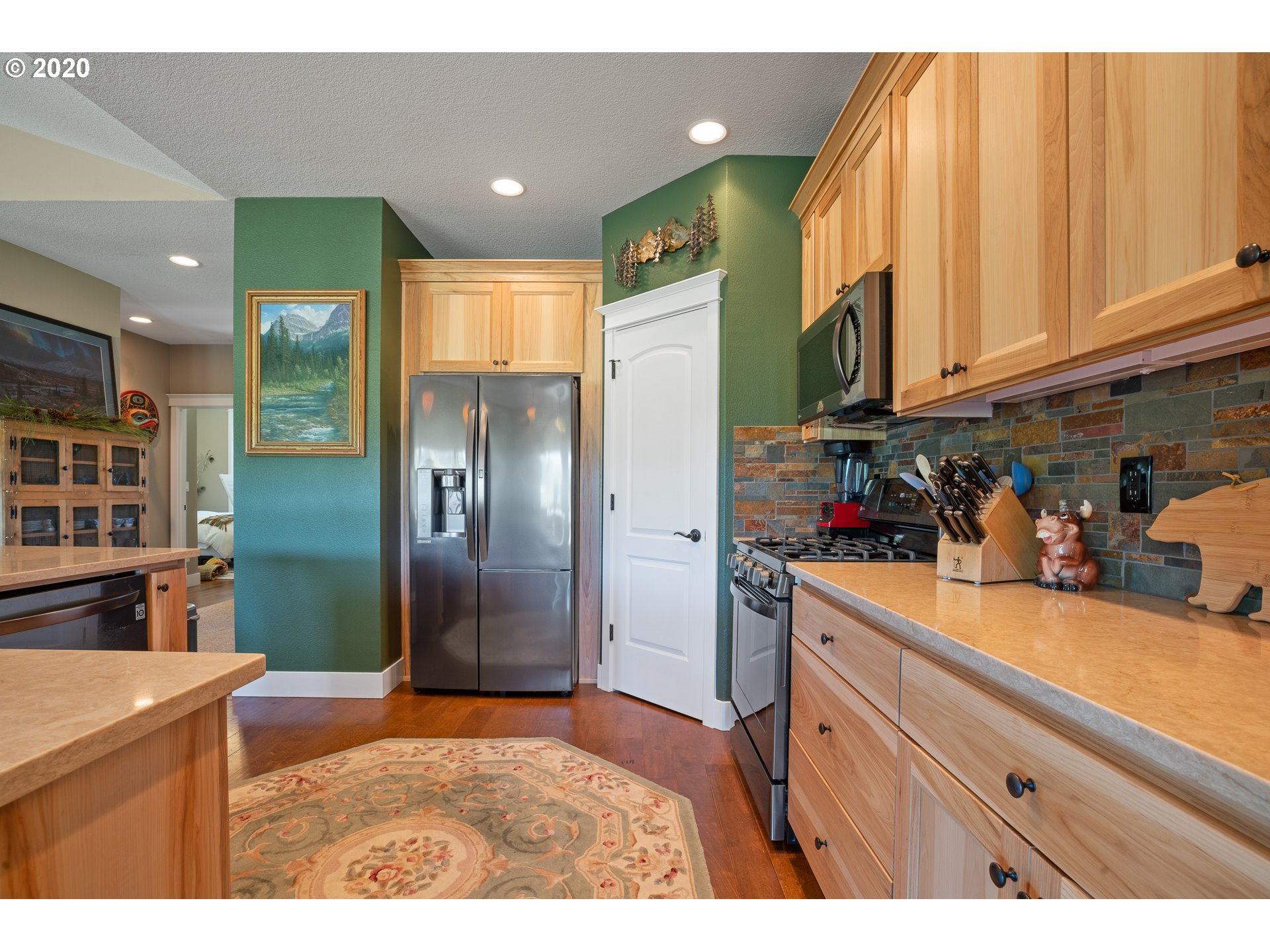 21190 Northeast Niederberger Road Dundee, OR 97115 - Photo 14 of 32 Gallery Image 14
