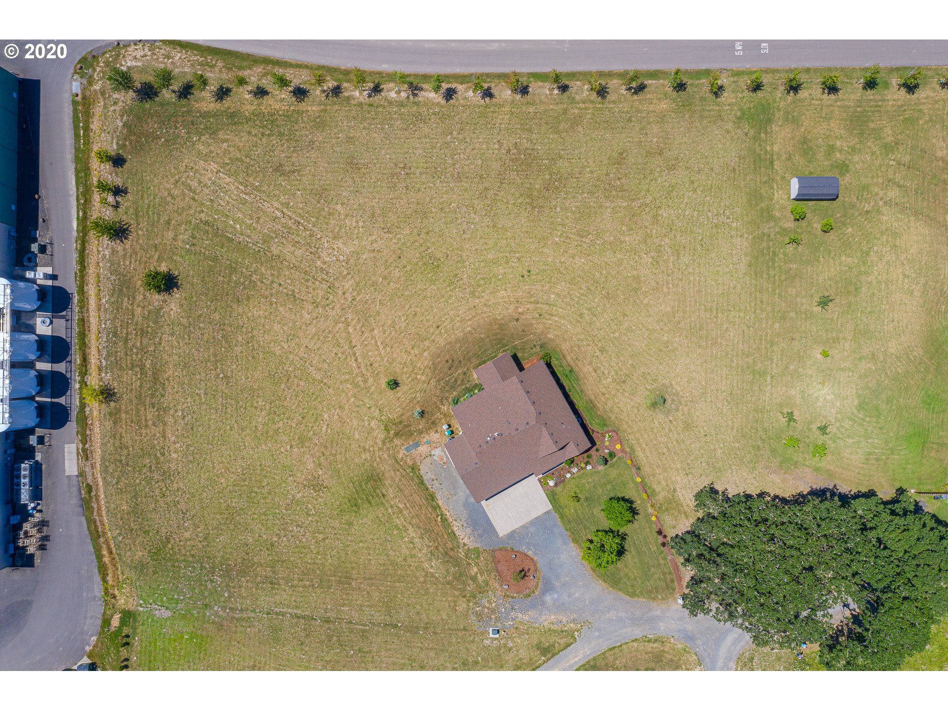 21190 Northeast Niederberger Road Dundee, OR 97115 - Photo 31 of 32 Gallery Image 31