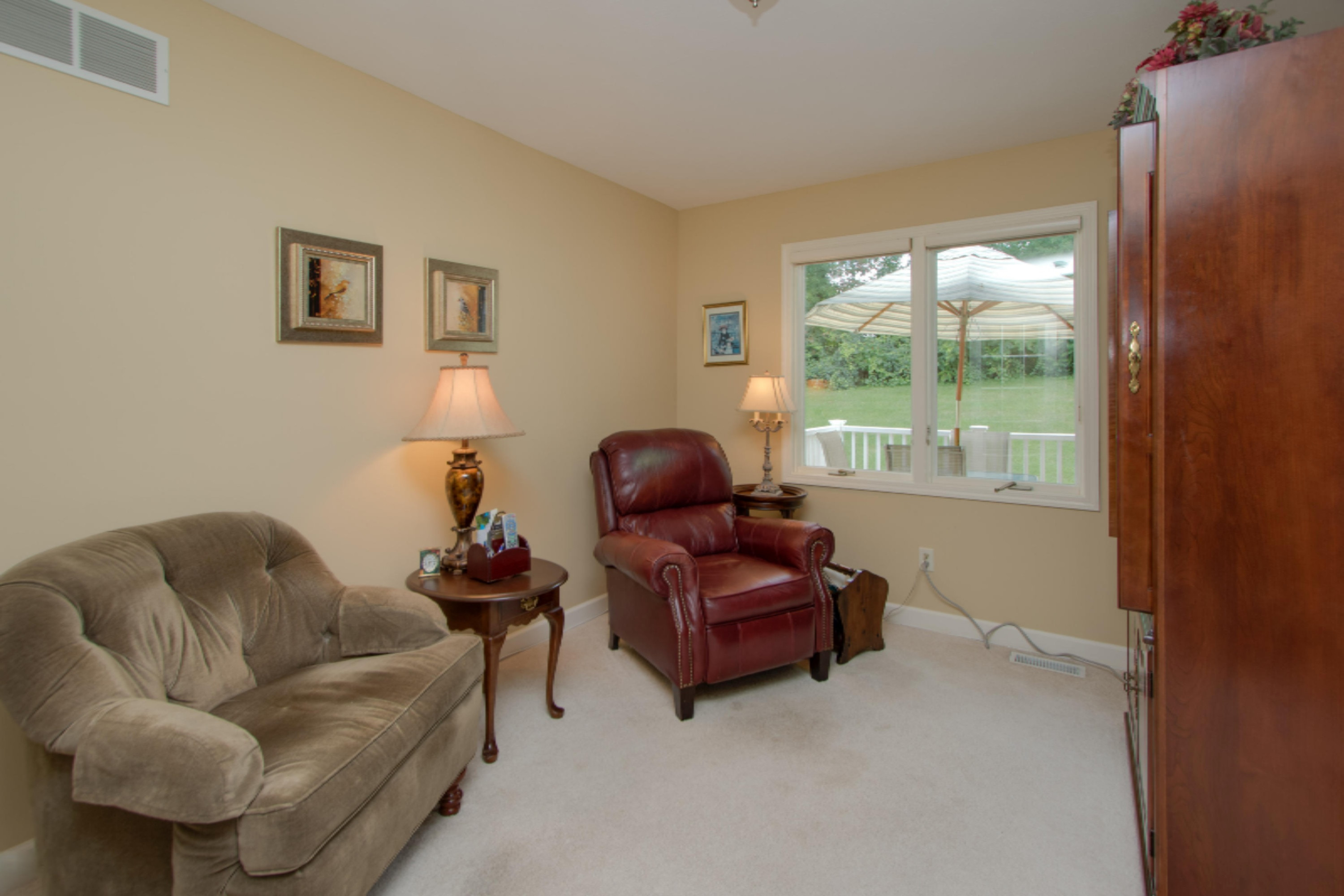 156 Round Hill Road Kalamazoo, MI 49009 - Photo 10 of 18 Round_Hill-10