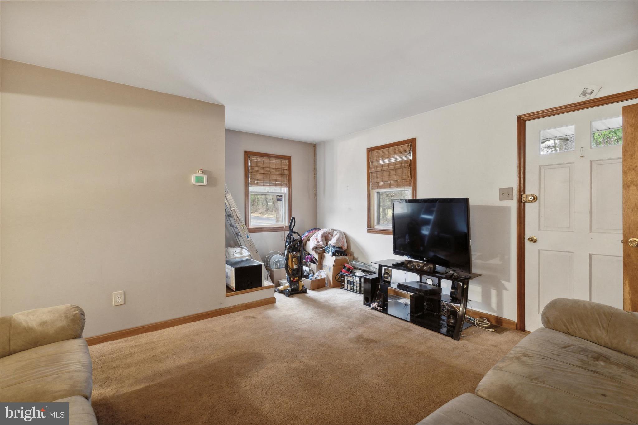 2183 Dunks Ferry Road Bensalem, PA 19020 - Photo 5 of 21 Gallery Image 5