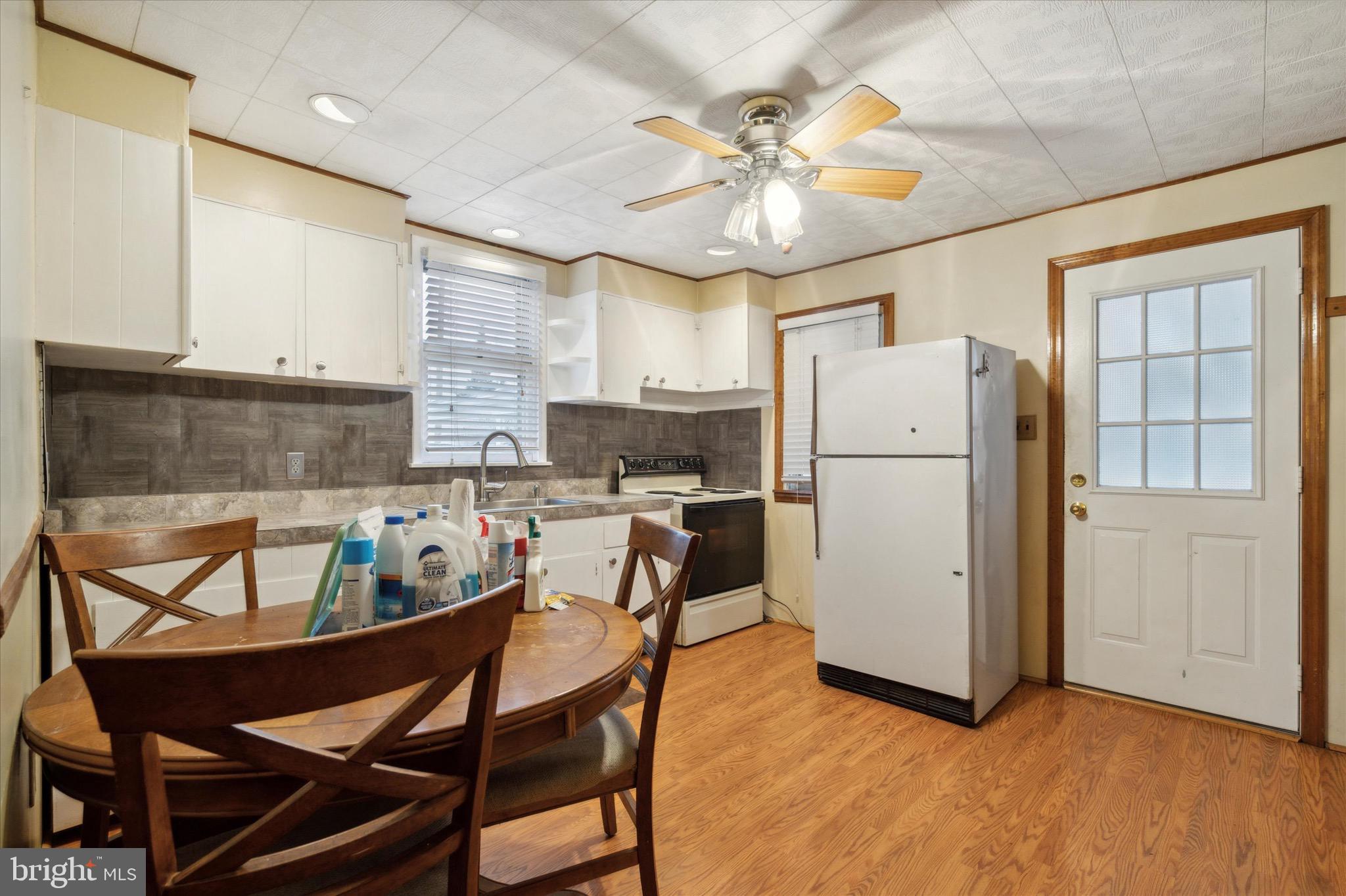 2183 Dunks Ferry Road Bensalem, PA 19020 - Photo 7 of 21 Gallery Image 7