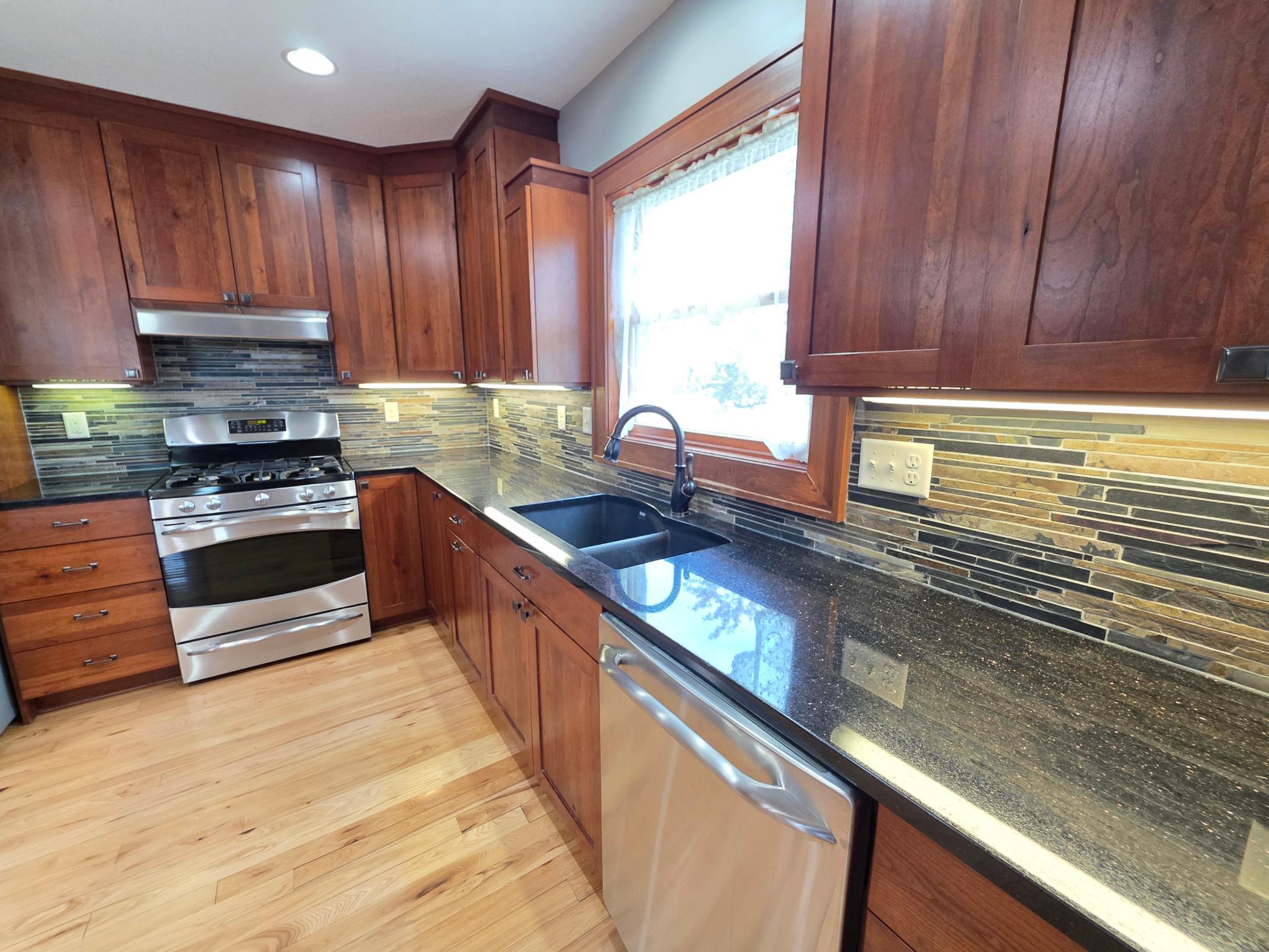 6722 Valleyhigh Road Northwest Byron, MN 55920 - Photo 33 of 83