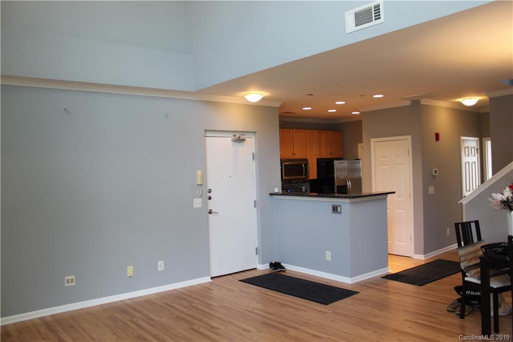 608 Raphael Place Charlotte, NC 28205 - Photo 5 of 15