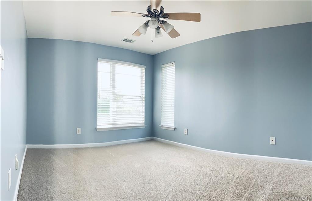 608 Raphael Place Charlotte, NC 28205 - Photo 9 of 15