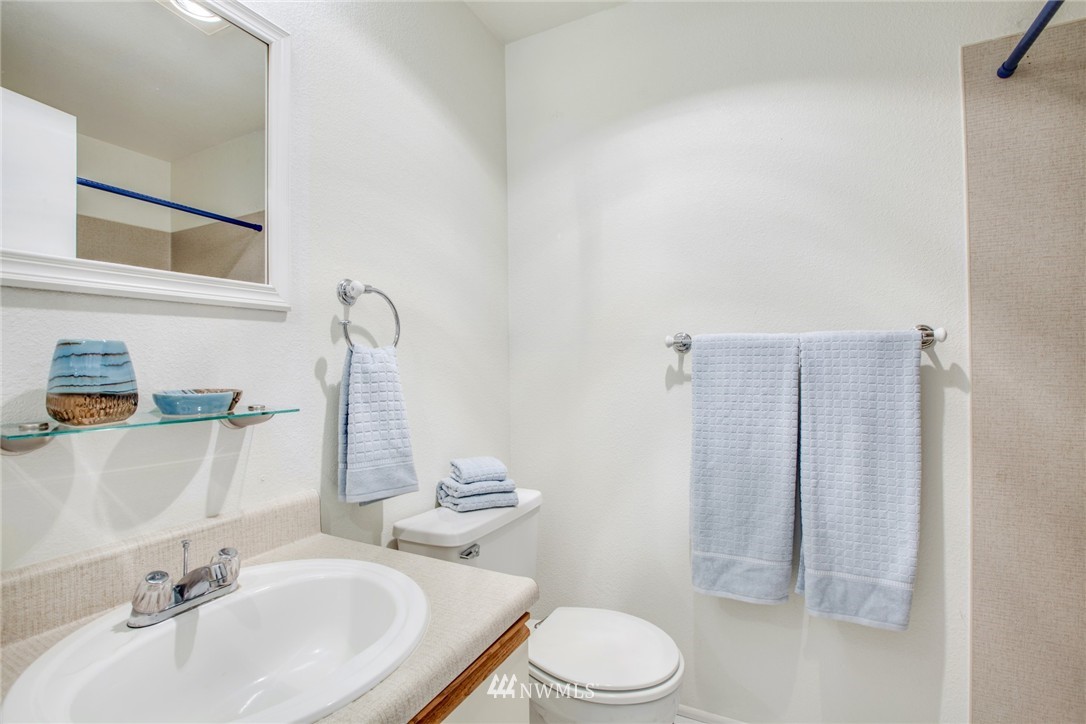 13801 Old Redmond Road, Unit D108 Redmond, WA 98052 - Photo 17 of 20 Gallery Image 17