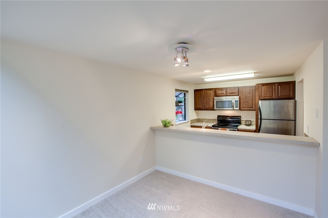 13801 Old Redmond Road, Unit D108 Redmond, WA 98052 - Photo 8 of 20 Gallery Image 8