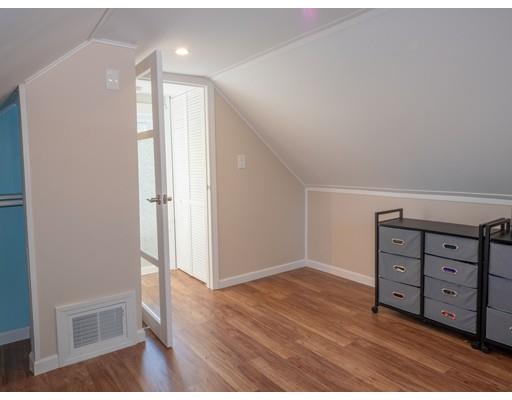 101 Pequot Point Road Westfield, MA 01085 - Photo 13 of 20