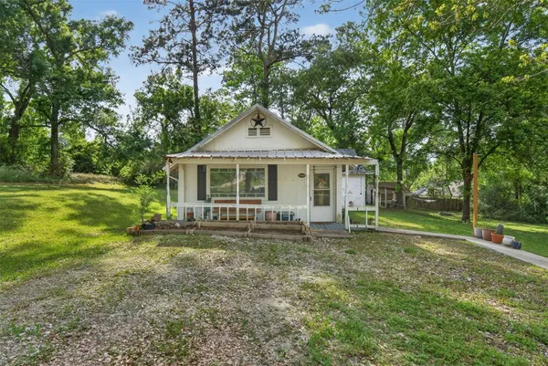$229,900 | 15185 Travis Lane, Willis, TX 77378