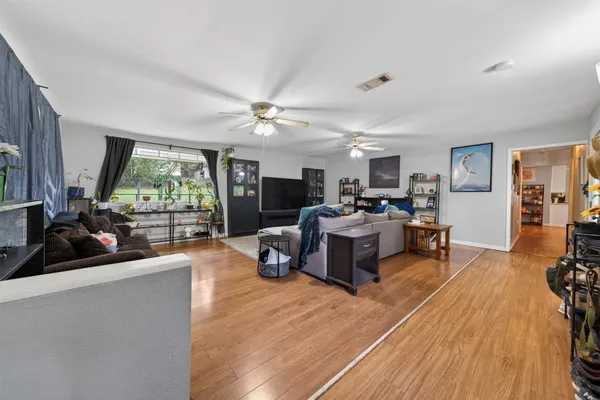 $229,900 | 15185 Travis Lane, Willis, TX 77378