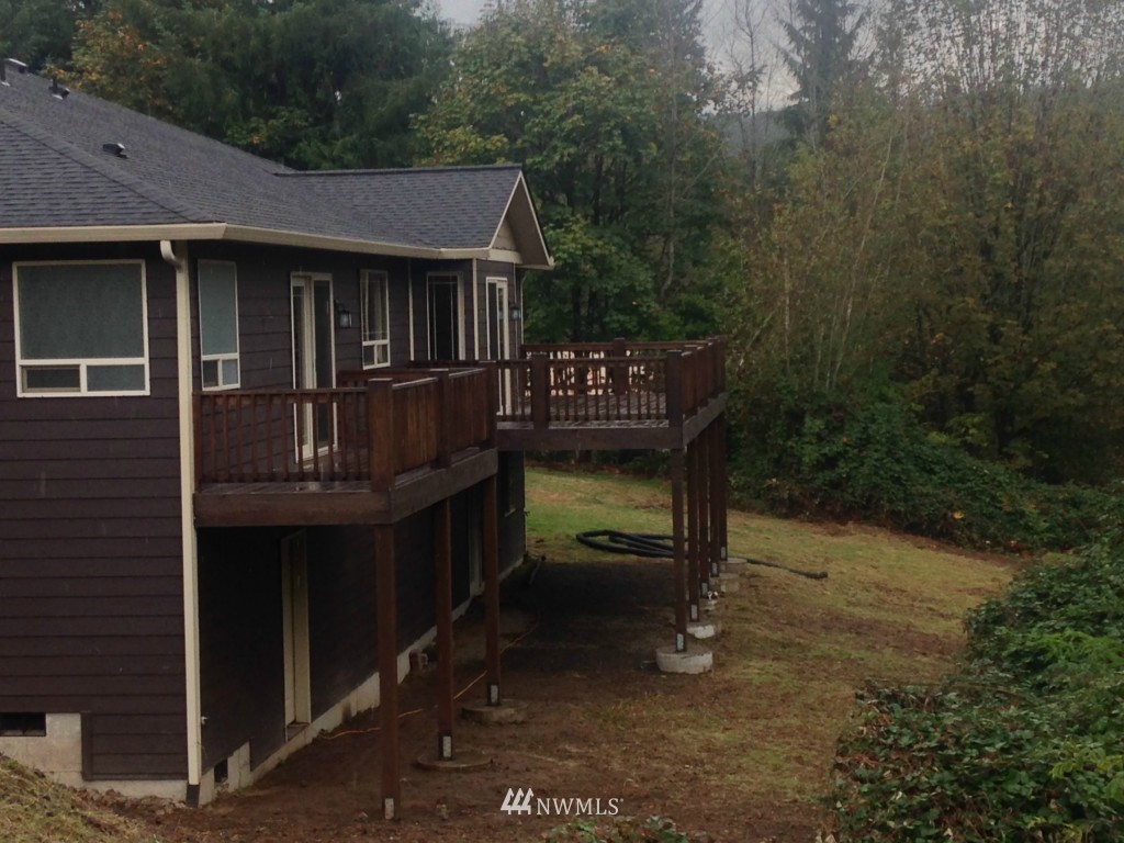 207 Stella Road Longview, WA 98632 - Photo 2 of 18