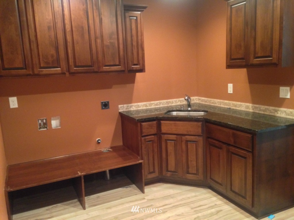 207 Stella Road Longview, WA 98632 - Photo 15 of 18