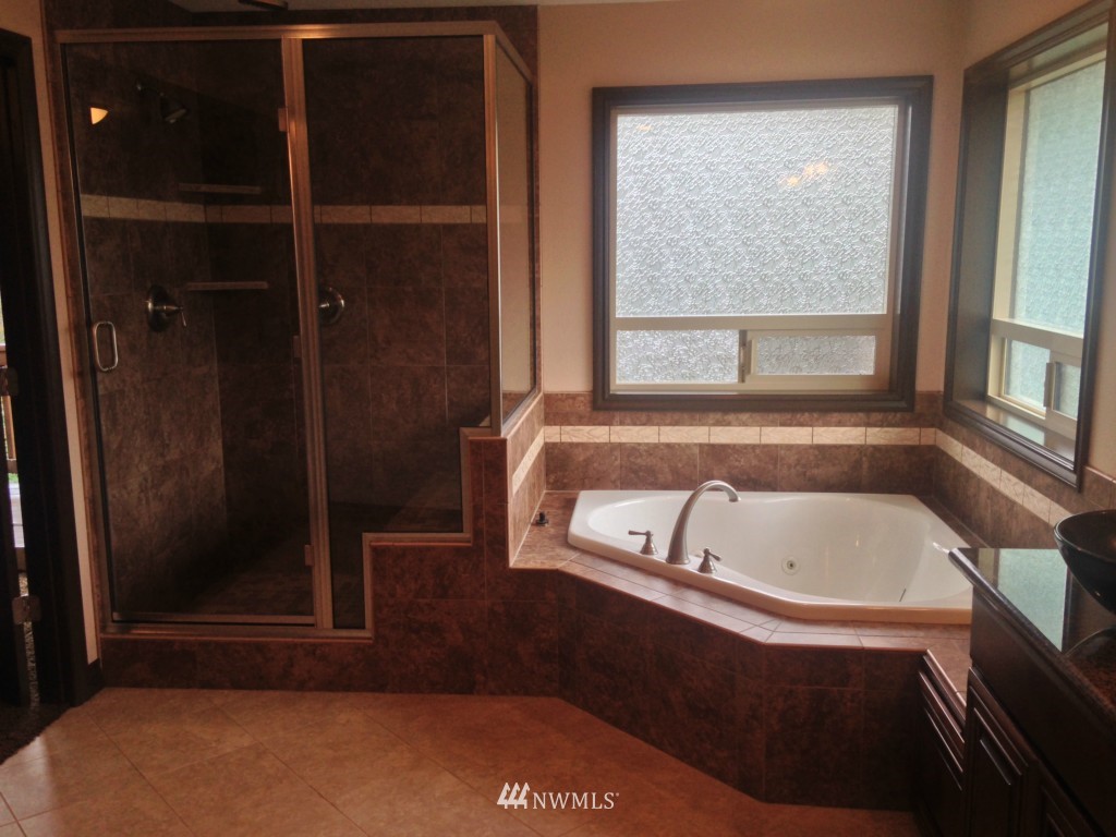 207 Stella Road Longview, WA 98632 - Photo 8 of 18