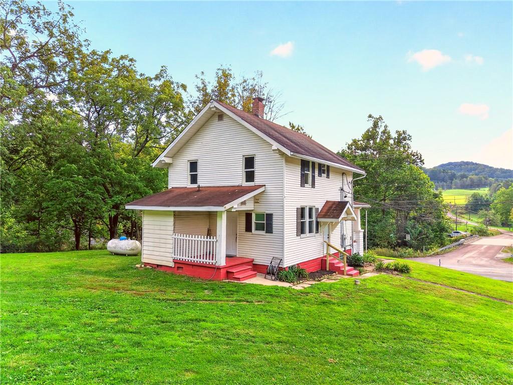 2004 Listonburg Road Confluence, PA 15424 - Photo 5 of 48 Gallery Image 5