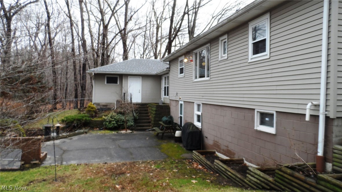 1457 Riverside Drive Akron, OH 44310 - Photo 22 of 27 Gallery Image 22
