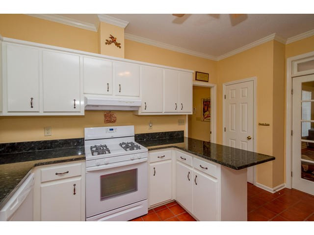 827 Barrett Lane Augusta, GA 30909 - Photo 17 of 38