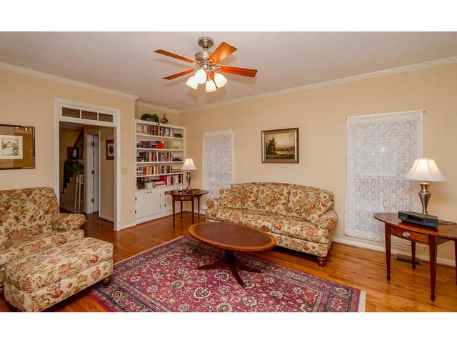 827 Barrett Lane Augusta, GA 30909 - Photo 10 of 38