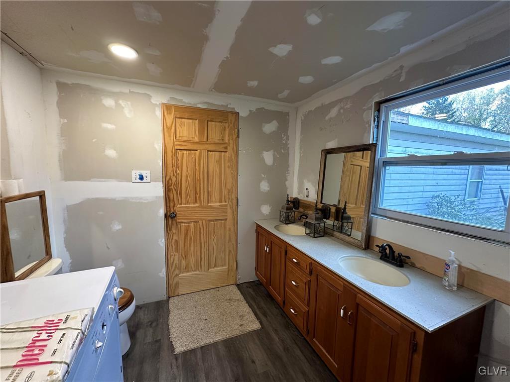 400 Pool Road, Unit 16 Northampton, PA 18067 - Photo 11 of 19 Gallery Image 11