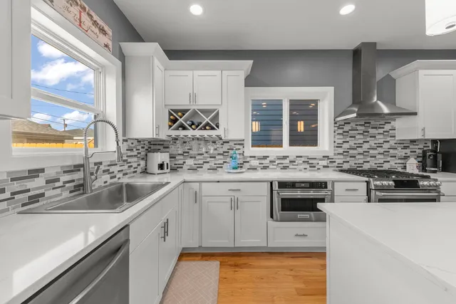 $479,000 | 1818 36th Avenue, Stone Park, IL 60165