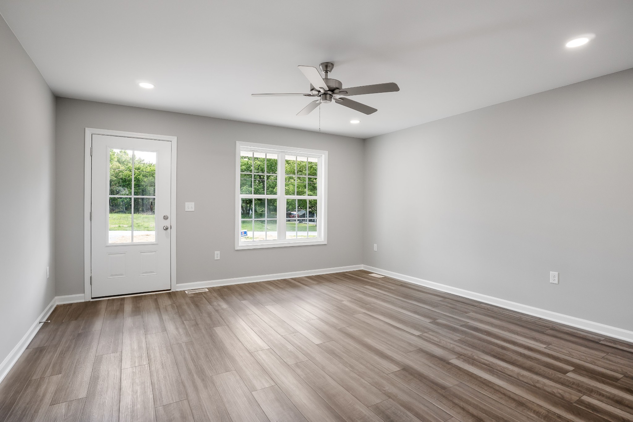 798 Smith Road Smithville, TN 37166 - Photo 4 of 26 Gallery Image 4