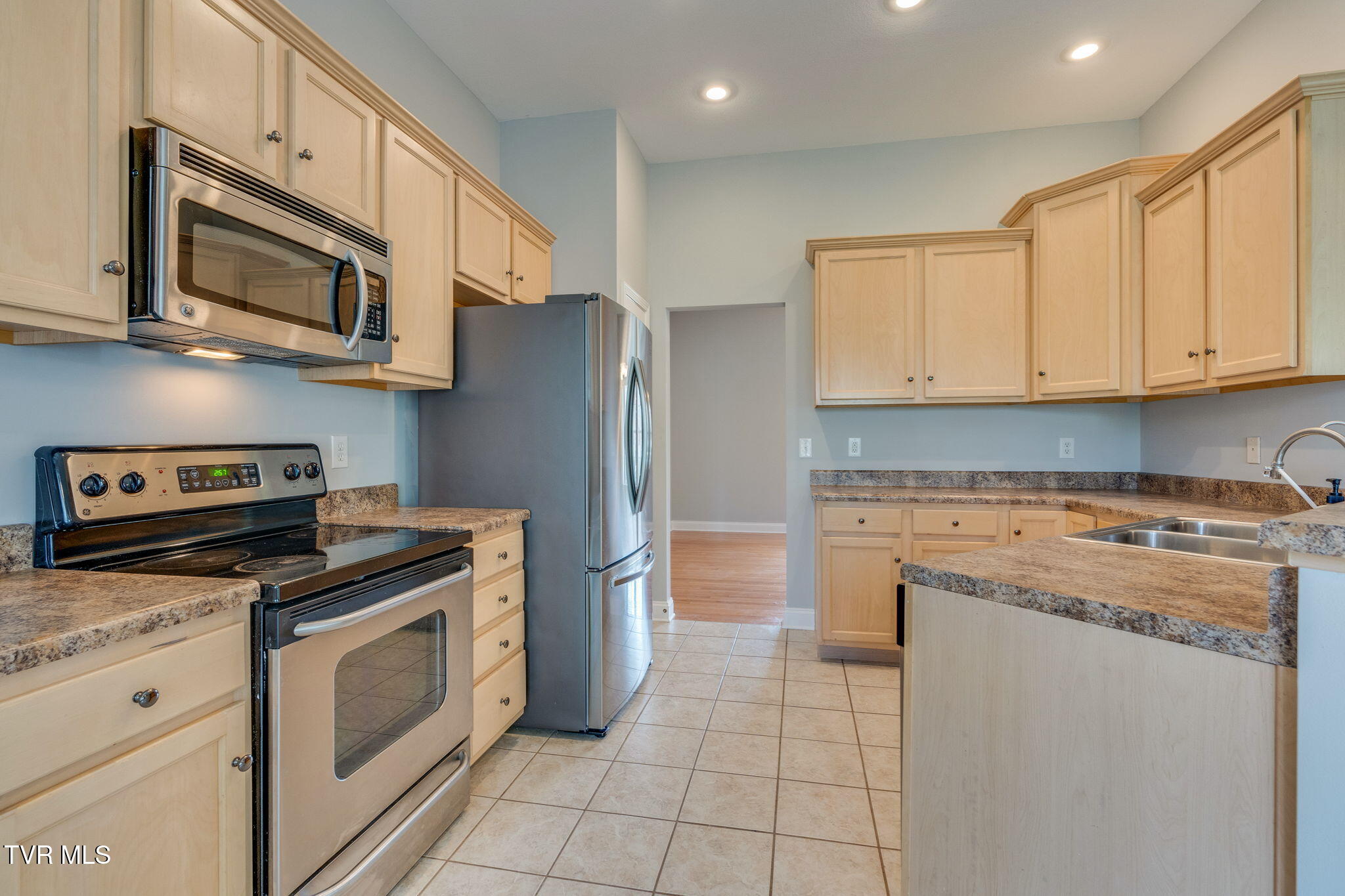 205 Rockingham Meadows Drive Johnson City, TN 37615 - Photo 15 of 42 015
