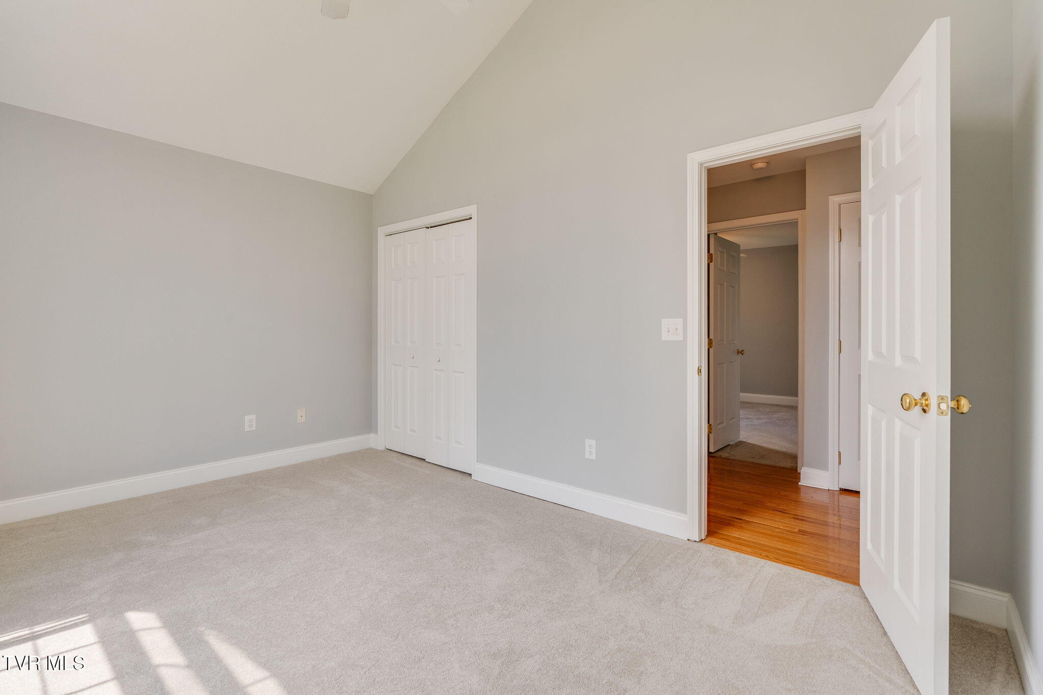 205 Rockingham Meadows Drive Johnson City, TN 37615 - Photo 23 of 42 023