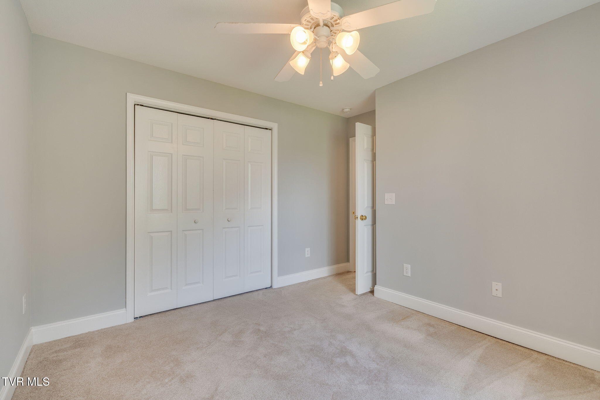 205 Rockingham Meadows Drive Johnson City, TN 37615 - Photo 28 of 42 028
