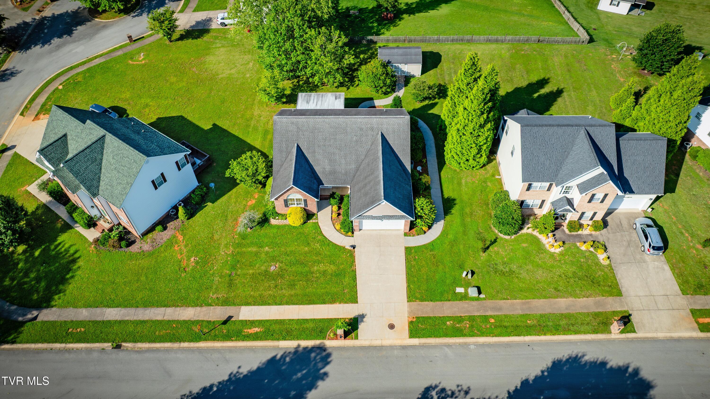 205 Rockingham Meadows Drive Johnson City, TN 37615 - Photo 37 of 42 101
