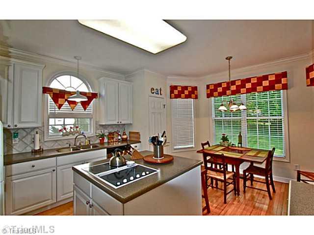 6113 High View Road Greensboro, NC 27410 - Photo 5 of 16 Kitchen.