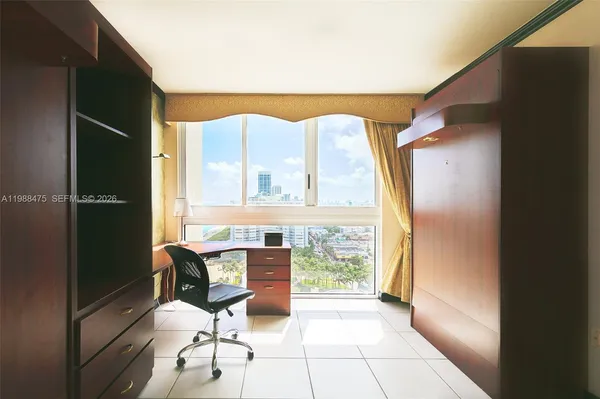 $6,500 | 7330 Ocean Terrace, Unit 20C, Miami Beach, FL 33141