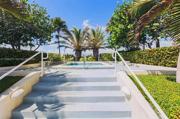 $6,500 | 7330 Ocean Terrace, Unit 20C, Miami Beach, FL 33141