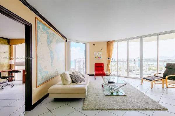 $6,500 | 7330 Ocean Terrace, Unit 20C, Miami Beach, FL 33141