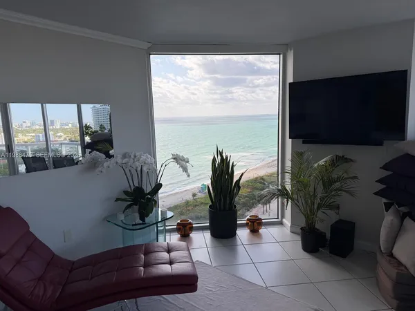 $6,500 | 7330 Ocean Terrace, Unit 20C, Miami Beach, FL 33141