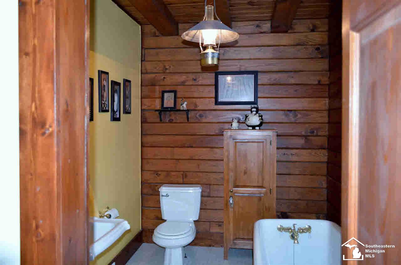 7813 Crabb Road Temperance, MI 48182 - Photo 16 of 23