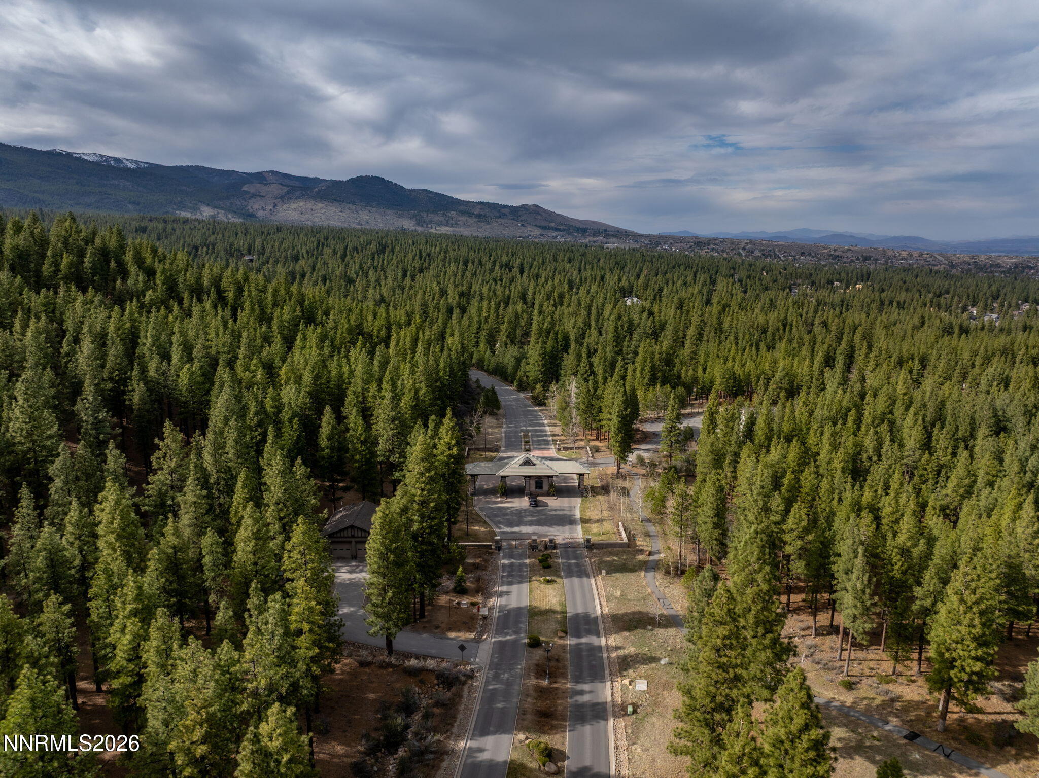 178 Nottingham Court Reno, NV 89511 - Photo 2 of 17 1-web-or-mls-202 Argyle Gate-2