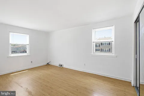 $419,500 | 10751 East Keswick Road, Philadelphia, PA 19154