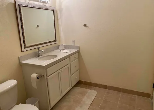 $2,500 | 50690 Santa Rosa Plaza, Unit 1, La Quinta, CA 92253