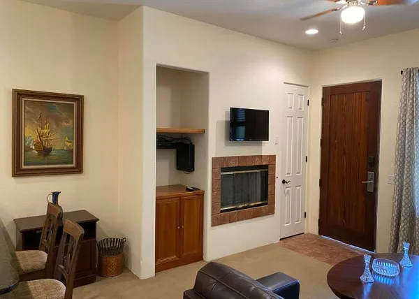 $2,500 | 50690 Santa Rosa Plaza, Unit 1, La Quinta, CA 92253